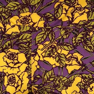 LuLaRoe Leggings Yellow Roses 🌹 Tall & Curvy
